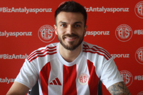 antalyaspordan-kaleci-transferi-th6u.jpg