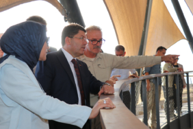 adalet-bakani-yilmaz-tunctan-gobeklitepeye-ziyaret-jfim.jpg