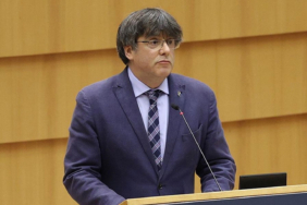 ayrilikci-katalan-lider-puigdemont-yine-kacti-5xpl.jpg