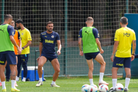 fenerbahce-lille-macinin-hazirliklarini-tamamladi-nlxo.jpg