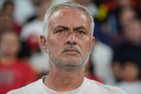 fenerbahce-teknik-direktoru-jose-mourinho-3-golu-atabilecek-sanslarimiz-vardi-ama-sonra-durumlar-degisti-ehgp.jpg
