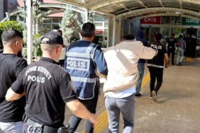 aksarayda-kapora-dolandiriciligi-internetten-sahte-ilan-acip-3h03.jpg