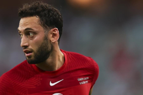 ballon-dor-adaylari-belli-oldu-hakan-calhanoglu-da-aday-gosterildi-p3mt.jpg