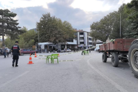 bursada-yol-verme-kavgasi-kanli-bitti-gozunu-kirpmadan-kursun-yagdirdi-zmf0.jpg