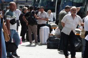 buyuk-istanbul-otogarinda-okul-oncesi-donus-yogunlugu-9yeo.jpg