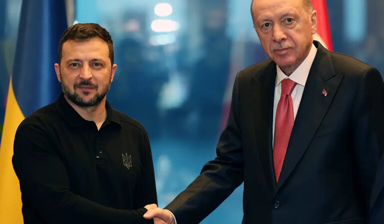 Cumhurbaşkanı Erdoğan New York’taki Türkevi’nde Zelenskiy’le Görüştü