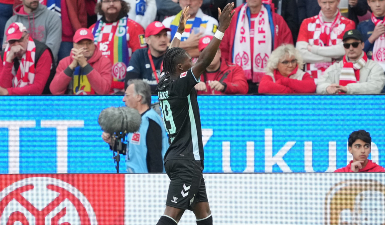 Derrick Köhn, Werder Bremen’e 3 puanı getirdi