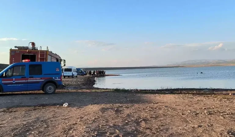 Gölette korkunç olay! Baba ve 4 evladı hayatını kaybetti
