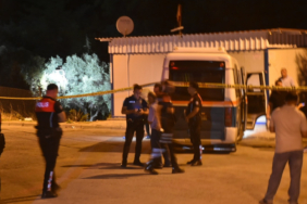 izmirde-28-yasindaki-genc-minibus-icerisinde-katledildi-fhdm.jpg
