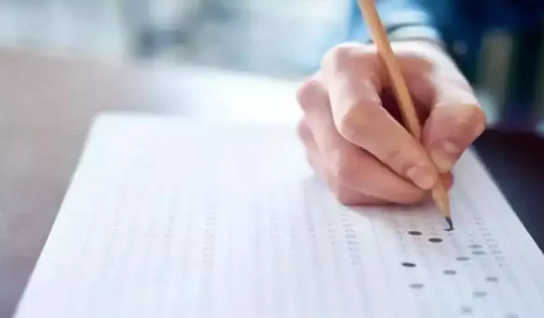 KPSS ön lisans oturumu başladı