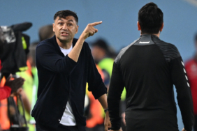 mac-bitti-ortalik-karisti-burak-yilmaz-ile-trabzonspor-taraftari-arasinda-gerginlik-ppho.jpg