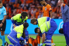 nathan-ake-sakatlik-2jpg-rMi-EqRViU2ZKufAom4T-A.JPG