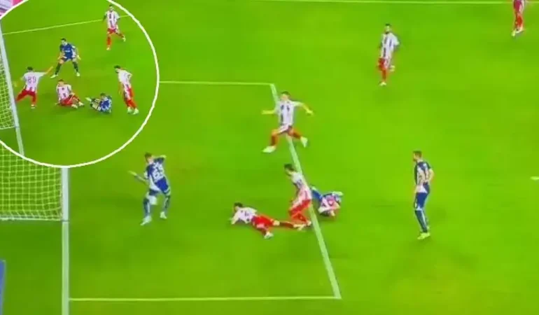 Szymanski Antalyaspor maçında saç baş yoldurttu!