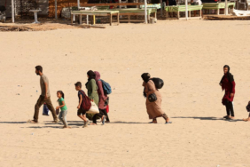 unrwa-lubnanda-yerinden-edilen-filistinliler-icin-yardim-baslatti-114326-20240927.jpg