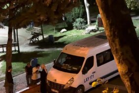 Annesine El Kaldıran Gence Büyüklerinden Meydan Dayağı
