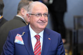 bakan-guler-natoda-temaslarda-bulundu-195401-20241017.jpg