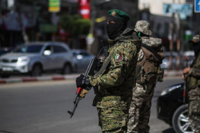 kassam-tugaylari-gazzenin-guneyinde-4-israil-askerini-oldurduk-6r21.jpg