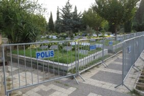 Mezarı yarın açıklacak! Cem Garipoğlu'nun mezarına bariyerli önlem