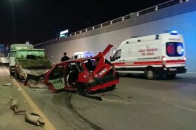 Refüje Çarpıp Takla Attı: 1 Ölü, 4 Yaralı
