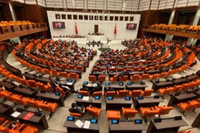 TBMM Genel Kurulunda FETÖ Tartışması! Milletvekilleri Birbirine Girdi