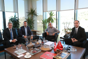 turk-futbolunda-dr-vitor-melo-pereira-donemi-itno.jpg