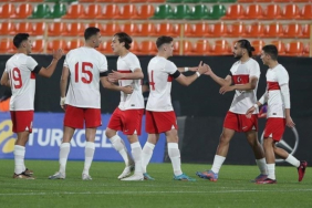 umit-milli-futbol-takimi-yarin-norvece-konuk-olacak-134500-20241014.jpg