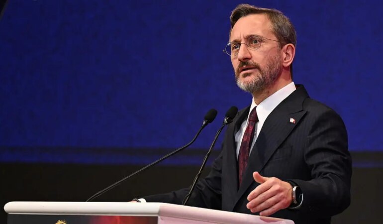 Yeni Kısıtlamalar mı Gelecek? Fahrettin Altun’dan Sosyal Medya ve Dijital Mecralarla İlgili Açıklama