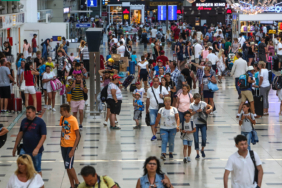 antalyaya-hava-yoluyla-gunde-30-bin-turist-s1zq.jpg