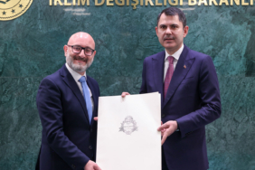 bakan-kurumdan-depremzedelere-200-bin-konut-mujdesi-ue6d.jpg