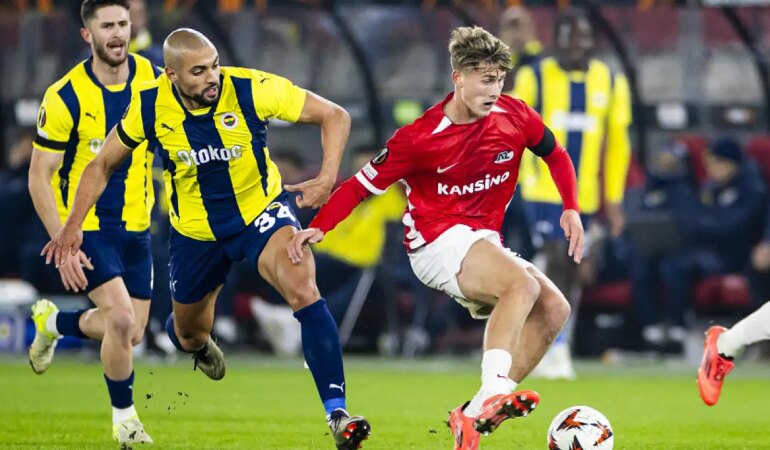 Fenerbahçe Hollanda'da Kabus Gördü! AZ Alkmaar: 3 – Fenerbahçe: 1