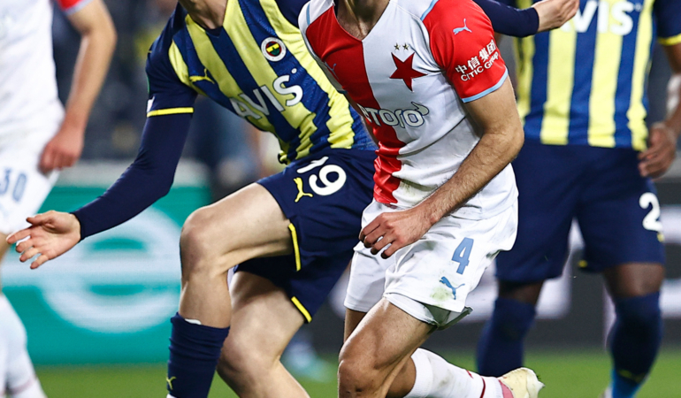 Fenerbahçe, Slavia Prag ile kozlarını paylaşıyor