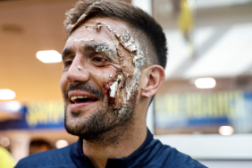 fenerbahcede-dusan-tadicin-dogum-gunu-kutlandi-0wqn.jpg