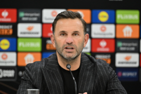 galatasaray-teknik-direktoru-okan-buruk-bu-1-puanin-degeri-ortaya-cikacak-7d4v.jpg