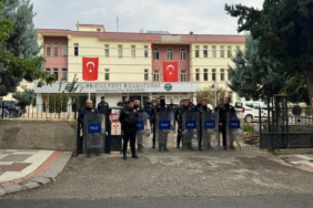 halfeti-belediyesi-onunde-polislere-tasli-saldiri-olayinda-yeni-gelisme-ds7a.jpg