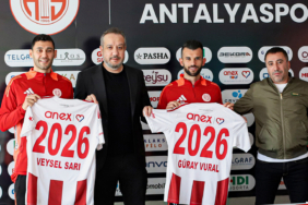 antalyasporda-veysel-sari-ve-guray-vural-bos-sozlesmeye-imza-atti-kzbf.jpg