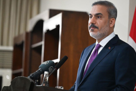 bakan-fidan-arap-birligi-genel-sekreteri-ile-gorustu-ncx6.jpg