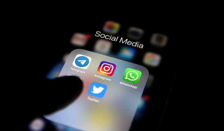 Facebook, Instagram, WhatsApp çöktü mü? Dünya genelinde erişim sorunu yaşanıyor