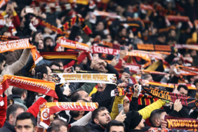 galatasaray-ic-sahada-kalan-maclarin-toplu-bilet-satisina-cikti-hedef25-yolunda-tarihe-tanik-ol-fk3r.jpeg