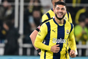 oguz-aydin-gollerine-devam-ediyor-akuv.jpg