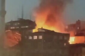 Şişli'de 3 Katlı Binadan Alevler Yükseldi! O Anlar Kaydedildi