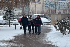 Sivas'ta Aile Faciası: Annesini Poşetle Boğdu, Kardeşini Silahla Katletti!