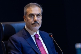 son-dakika-bakan-fidan-suudi-arabistan-disisleri-bakani-al-suud-ile-telefonda-gorustu-rp6j.jpg