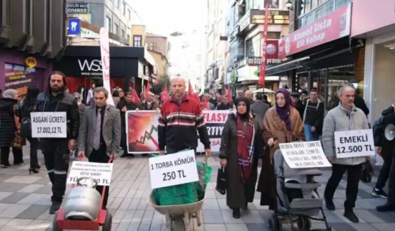 Tarih Tekerrür Etti! 23 Sene Sonra Ekonomiye Bir Kez Daha Yazar Kasalı Protesto!