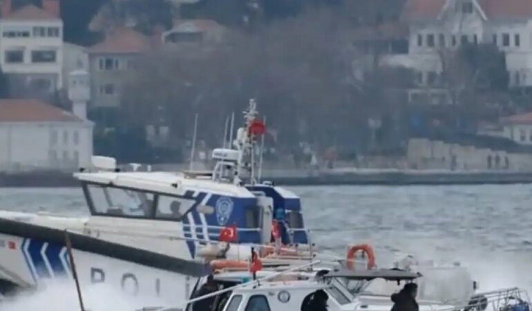 Balıkçı Dalgalara Yenildi, Denize Düştü