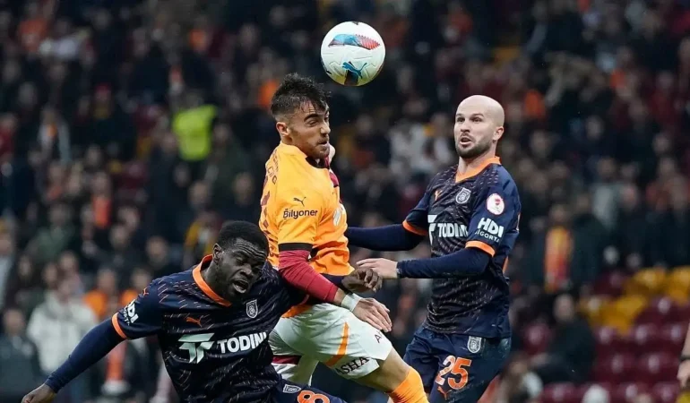 Başakşehir – Galatasaray maçının ilk 11'leri belli oldu!