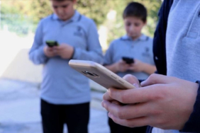 brezilyada-okullarda-cep-telefonu-kullanimi-yasaklandi-6o6m.jpg
