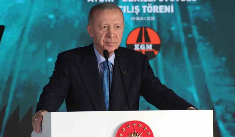 ‘Biz 22 yıldır Türkiye’yi büyütmek ve kalkındırmak için çalışıyoruz’