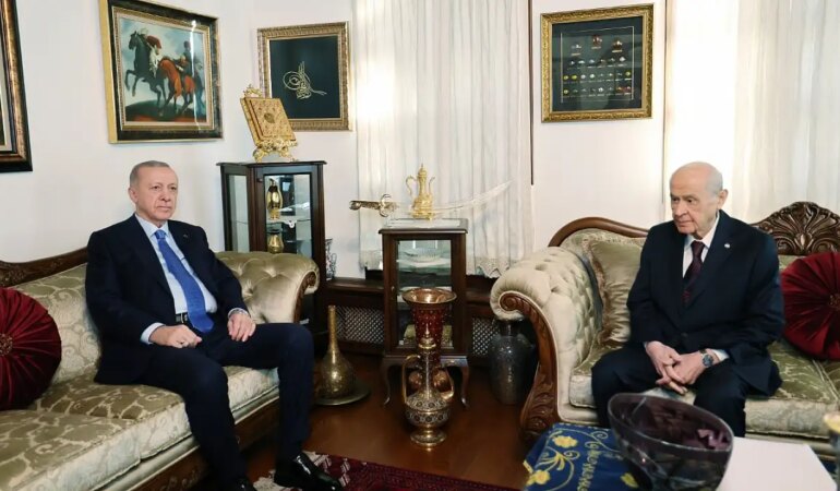 Cumhurbaşkanı Erdoğan, MHP Lideri Bahçeli'yi Evinde Ziyaret Etti