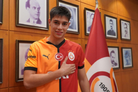 galatasaraya-imzayi-atti-transfer-oldu-jy6s.jpg