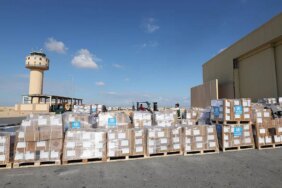 Gazze'ye ateşkesin altıncı gününde 339 insani yardım tırı girdi